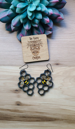 Wooden honeycomb with bee charm