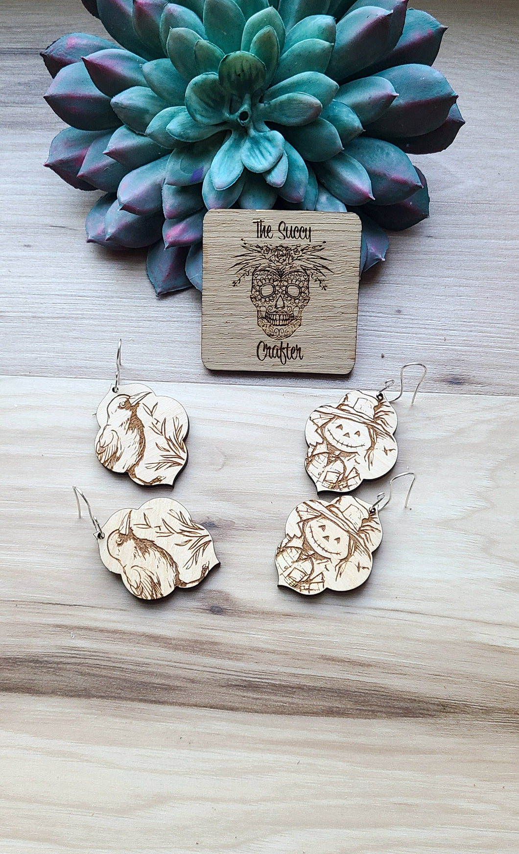 Engraved wooden scallops