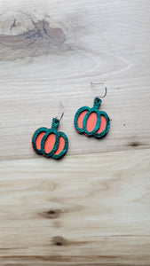 Green and orange pumpkins