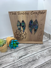 Load image into Gallery viewer, Rainbow floral paisly maven feather