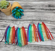 Load image into Gallery viewer, Rainbow fringe