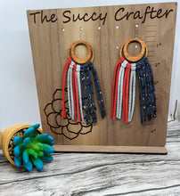 Load image into Gallery viewer, American flag veronica fringe (real leather)
