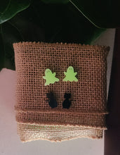 Load image into Gallery viewer, Ghosts and black cat acrylic studs