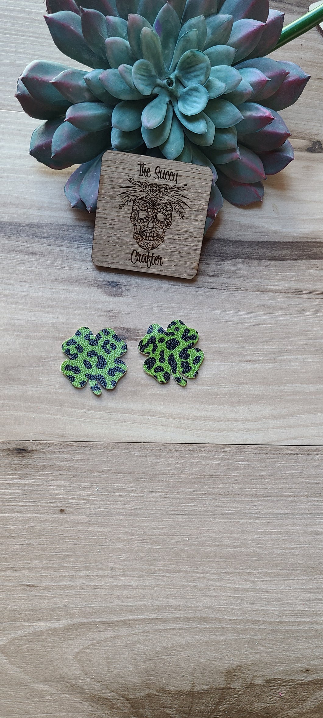 Green leopard shamrocks (faux)